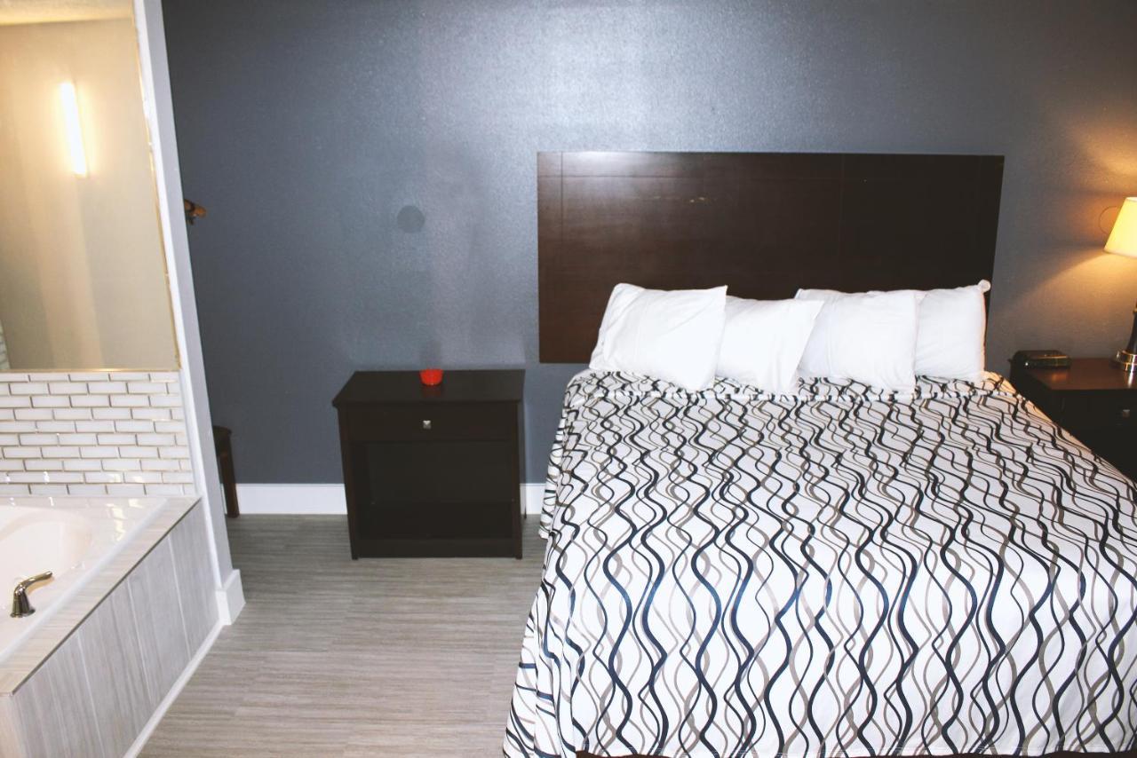Coratel Inn & Suites By Jasper Hastings Luaran gambar
