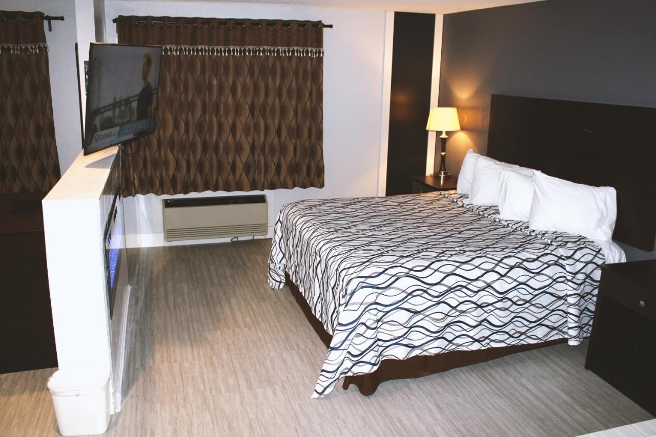 Coratel Inn & Suites By Jasper Hastings Luaran gambar