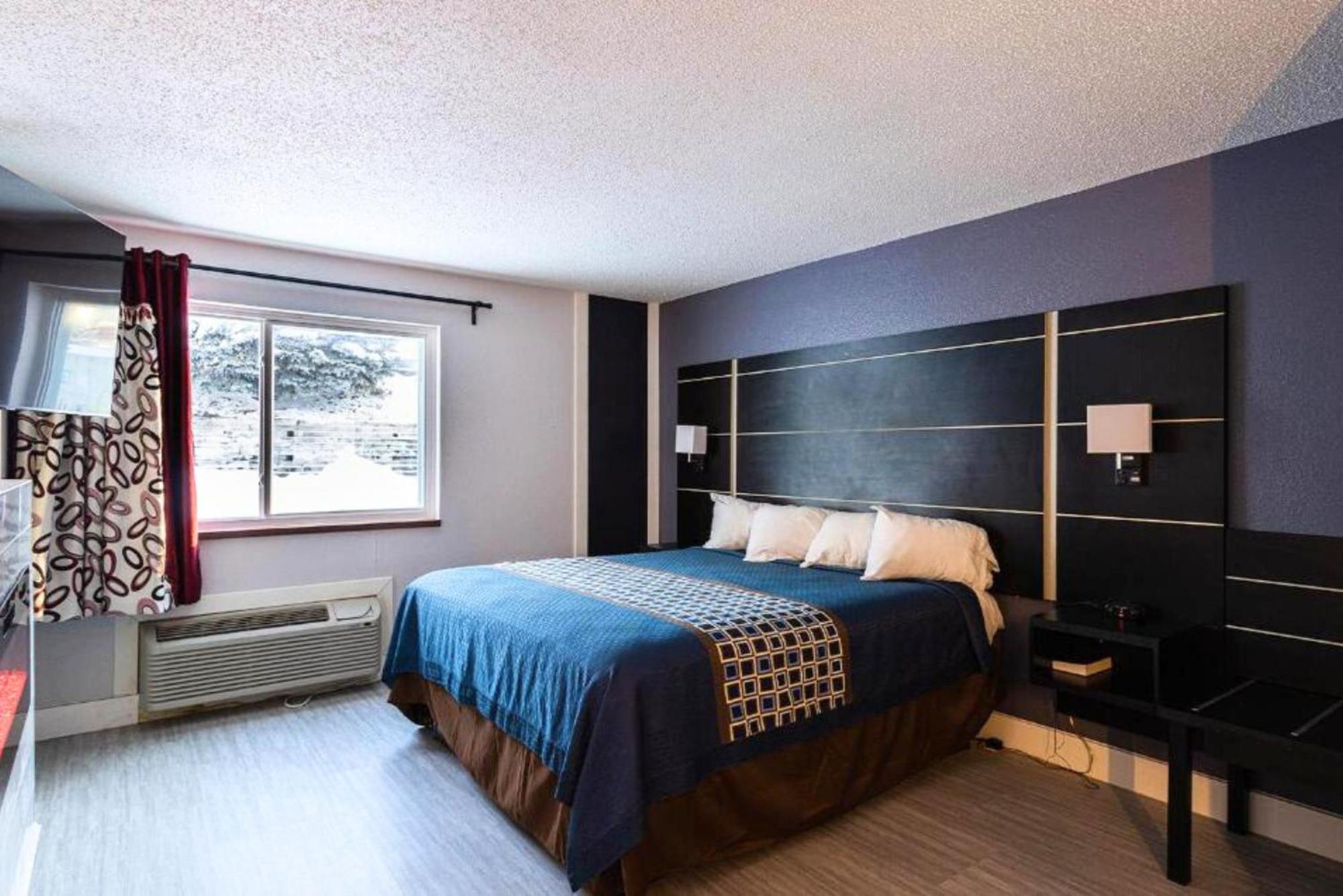 Coratel Inn & Suites By Jasper Hastings Luaran gambar
